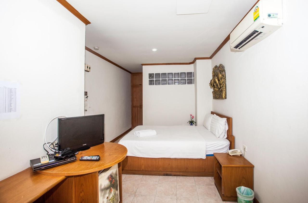 Andaman Sea Patong Hotel Exterior photo